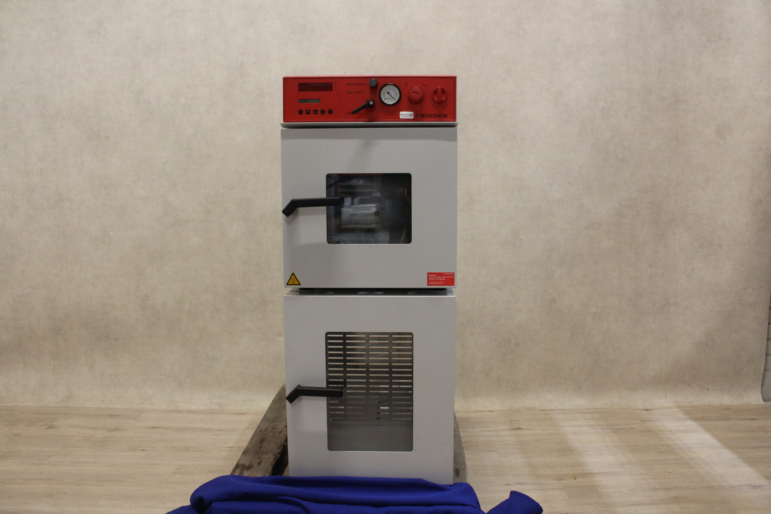 Binder VD 23 Vacuum Oven Labconsort